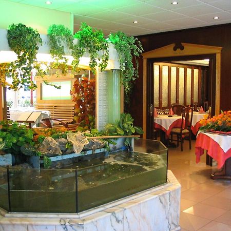 Hotel Isabel Isla Plana Restaurant photo