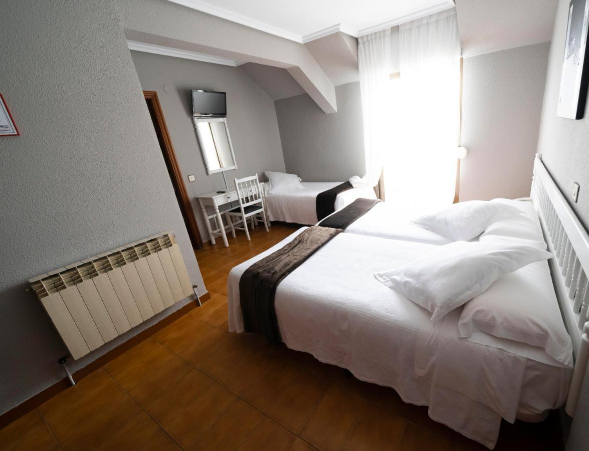 Hotel Isabel Isla Plana Extérieur photo